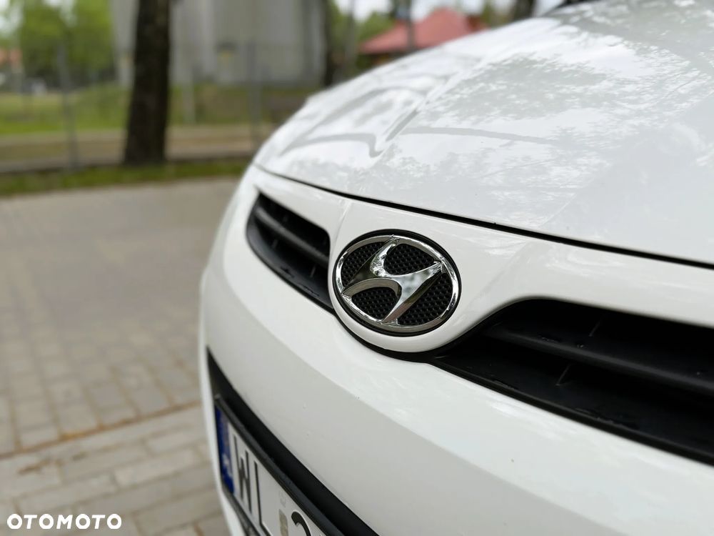 Hyundai i20 - 24