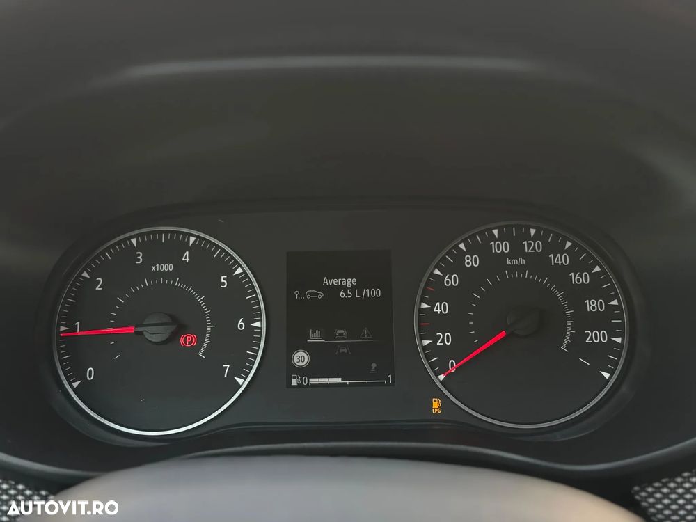 Dacia Logan TCe 90 MT6 Expression - 7
