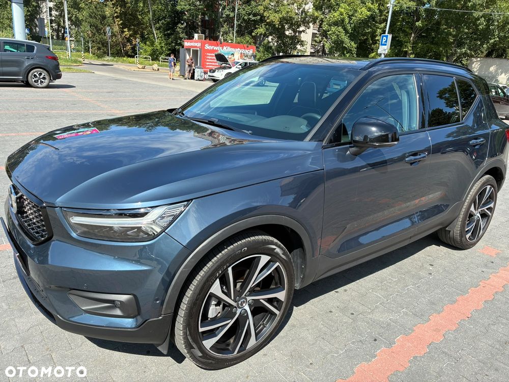 Volvo XC 40 T5 AWD R-Design - 1