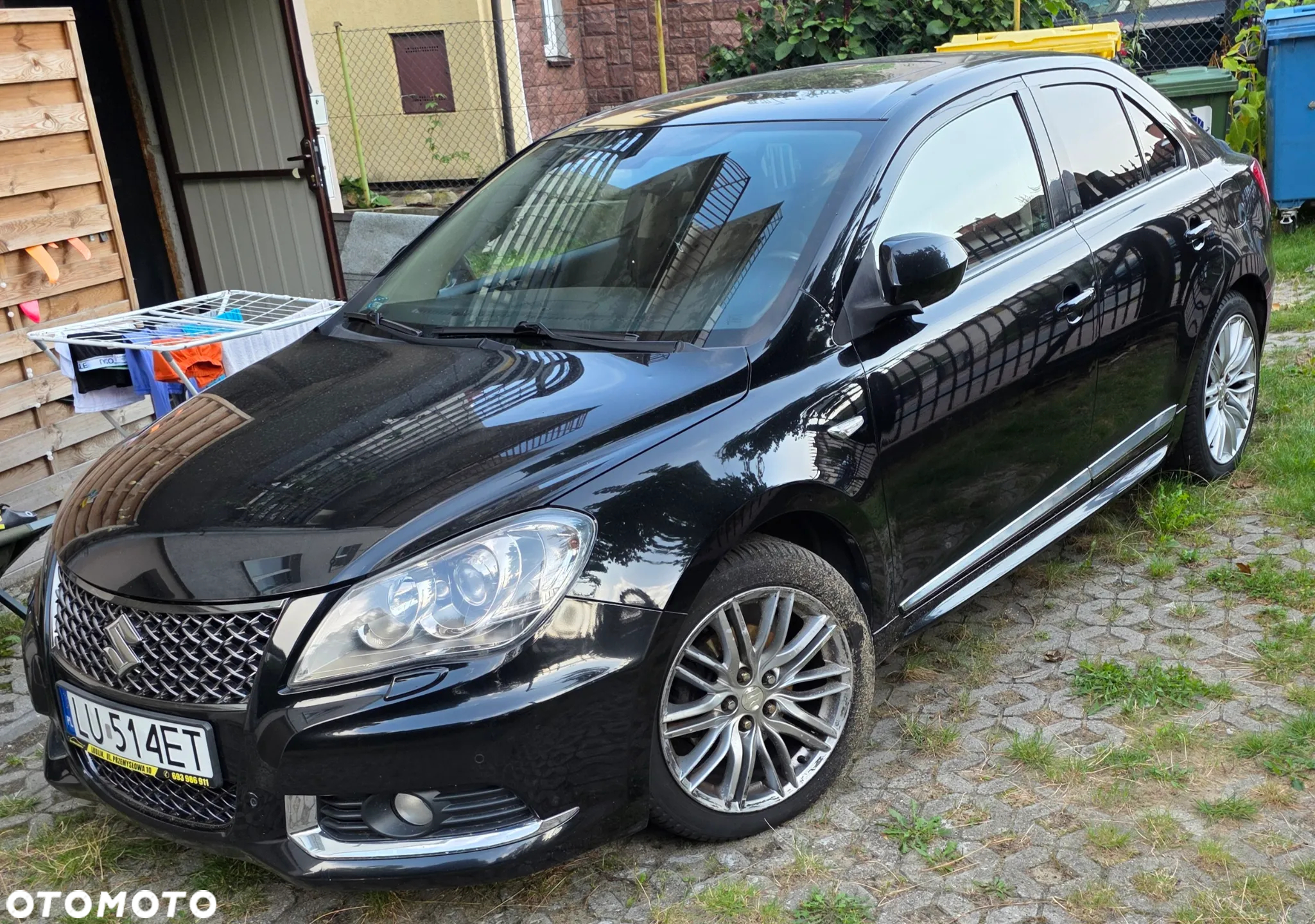 Suzuki Kizashi 2.4 Sport - 12