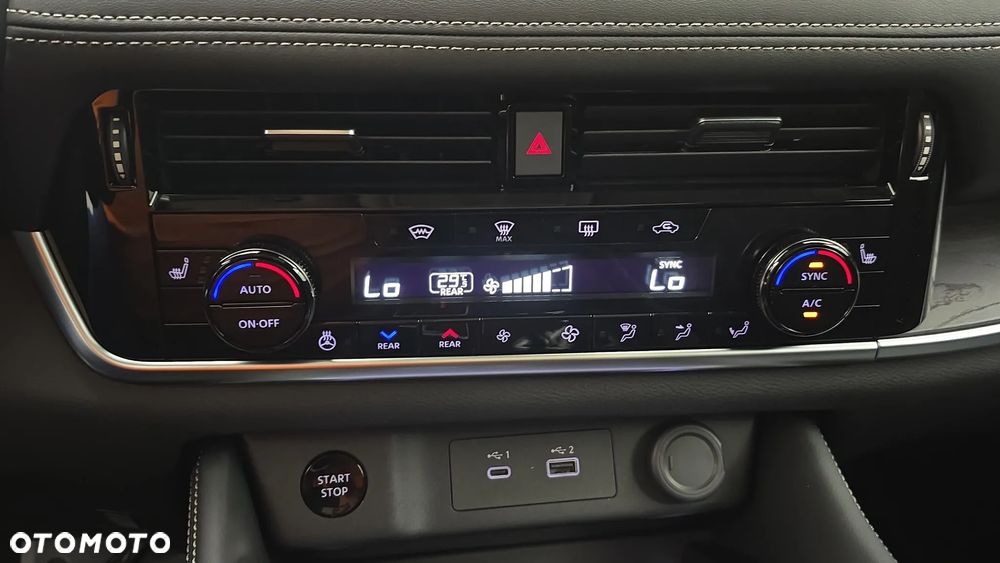 Nissan X-Trail - 16