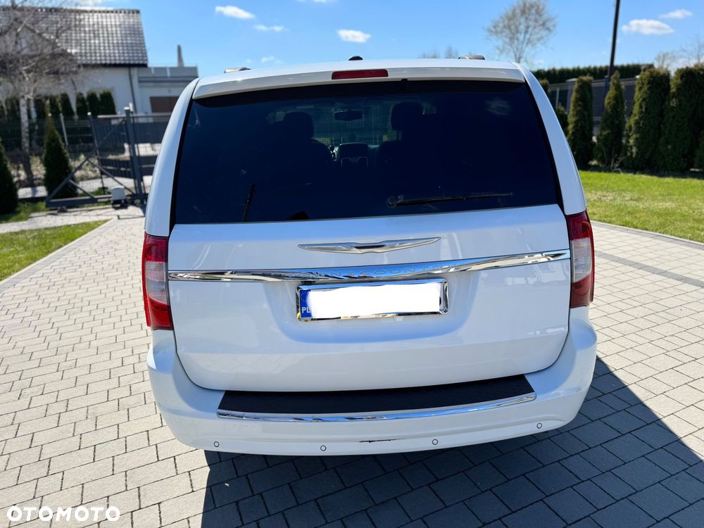 Chrysler Town & Country 3.6 Touring - 4