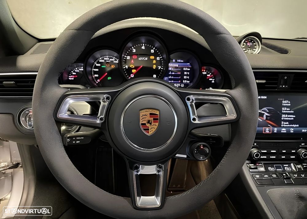 Porsche 911 (991) Carrera GTS - 5