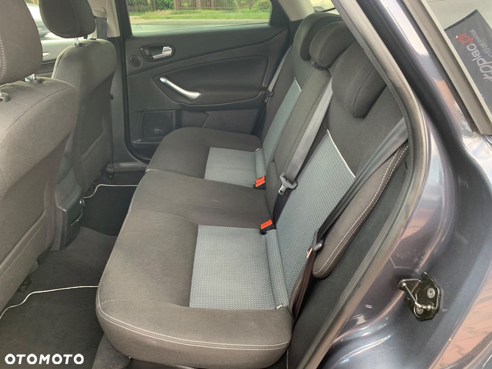 Ford Mondeo 2.0 TDCi EConetic Trend - 23