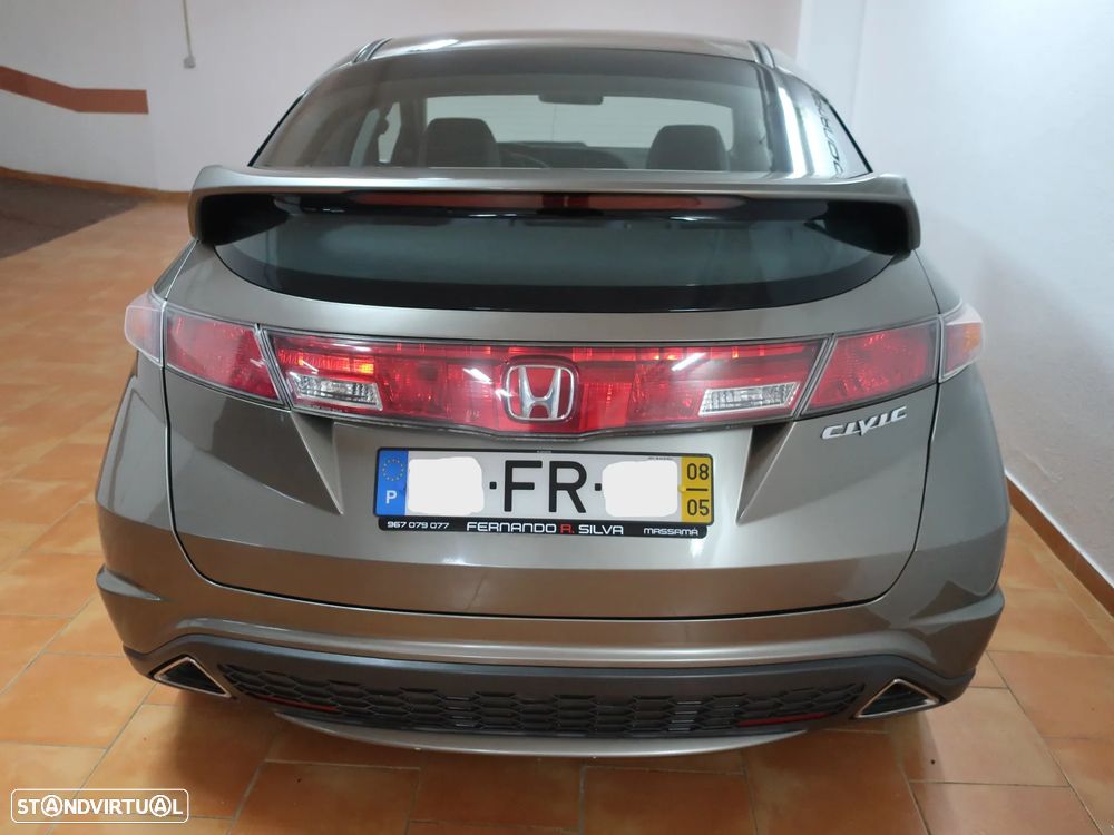 Honda Civic 1.4 Sport - 8