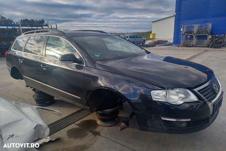 Balama inferioara usa spate dreapta Volkswagen VW Passat B6 [2005 - 2 - 3
