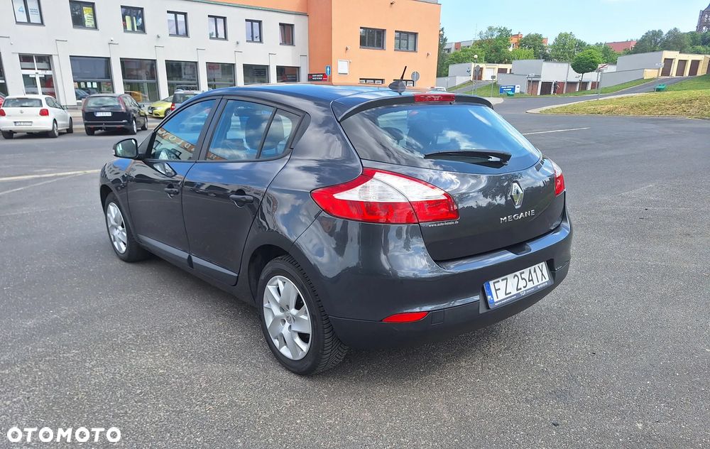 Renault Megane 1.6 16V 100 TomTom Edition - 4