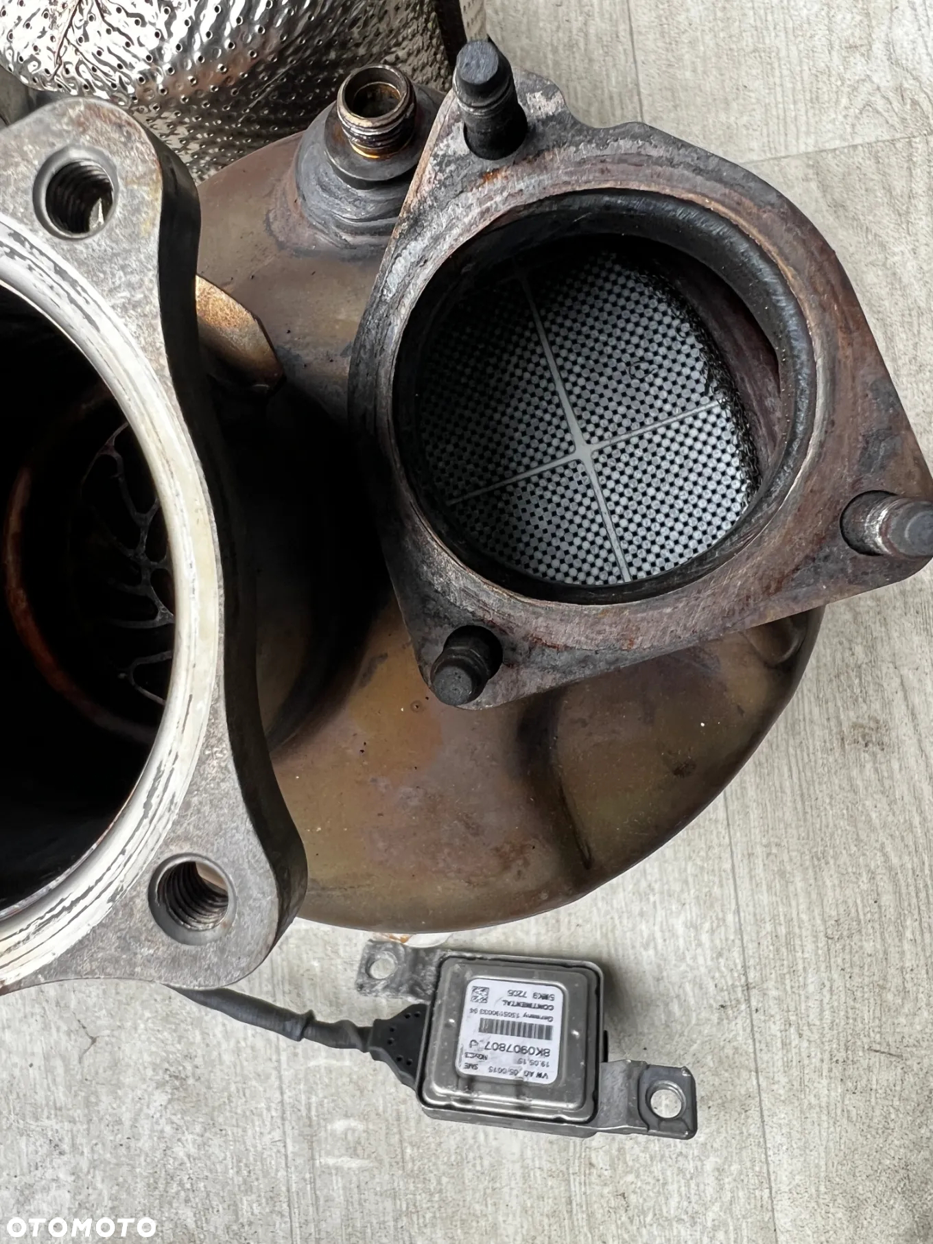 KATALIZATOR FILTR DPF 2.0 AUDI A4 B9 A5 04L131669H** - 2