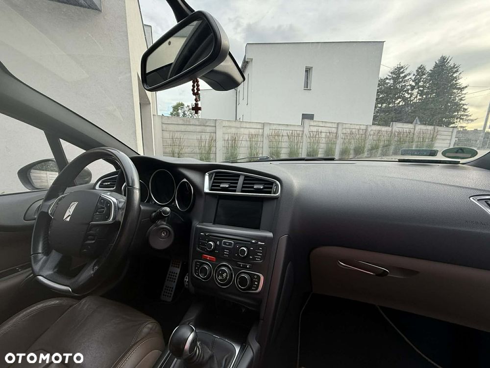 Citroën DS4 2.0 HDi Pure Pearl - 28