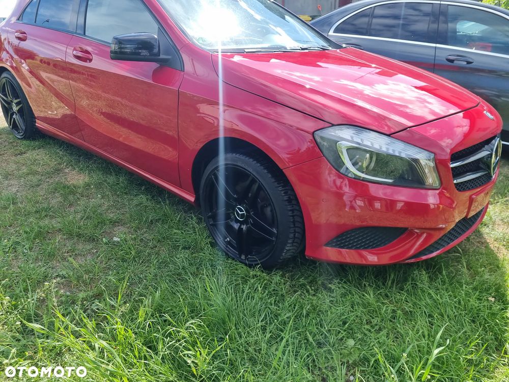 Mercedes-Benz Klasa A 180 CDI AMG Line - 23