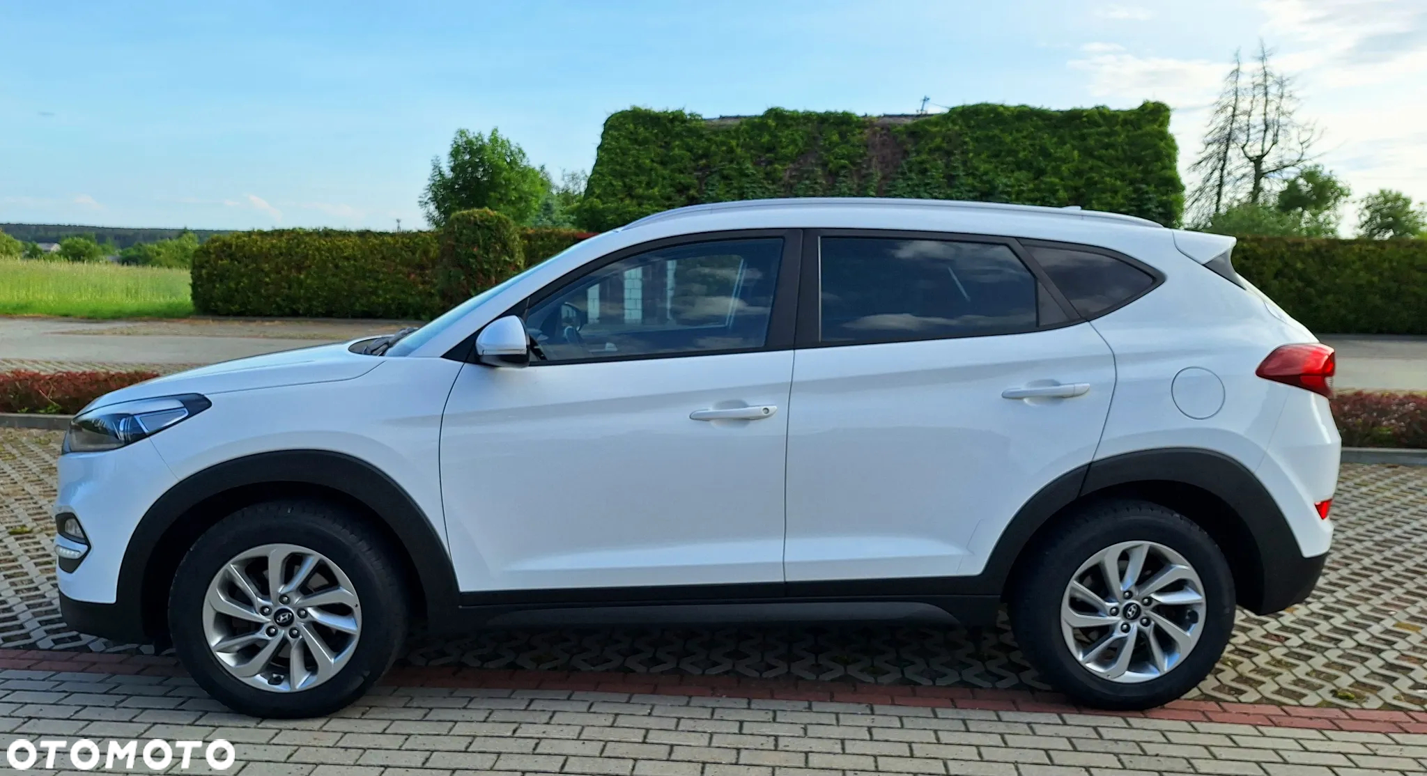 Hyundai Tucson blue 1.7 CRDi 2WD Intro Edition - 3