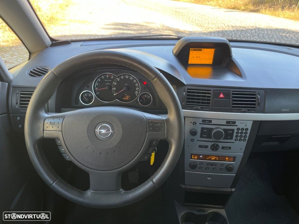Opel Meriva 1.3 CDTI Cosmo - 22