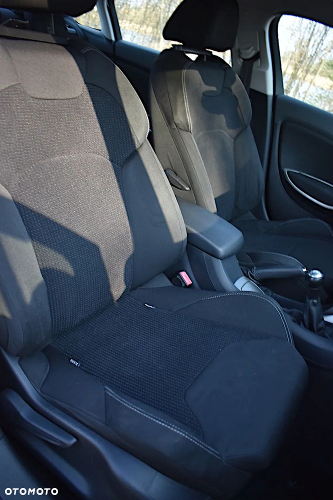 Citroën C5 II 1.6 HDi Impress Pack - 24