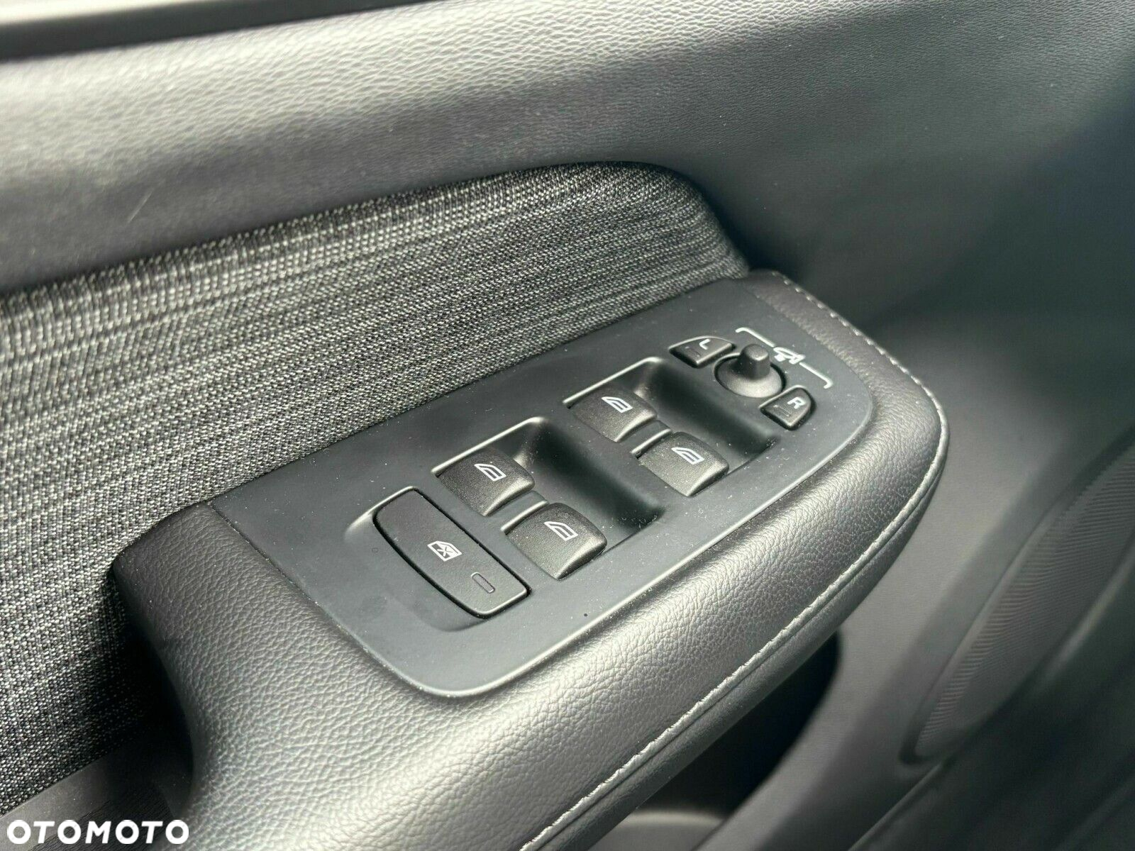 Volvo V60 - 25