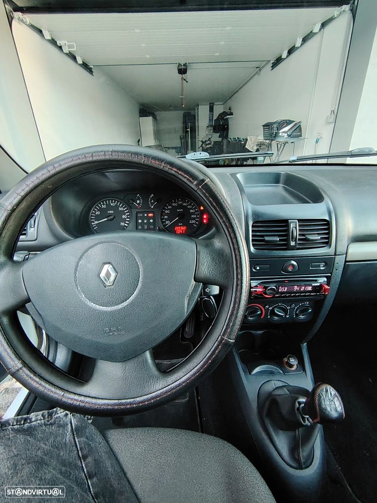 Renault Clio 1.5 dCi Dynamique - 10