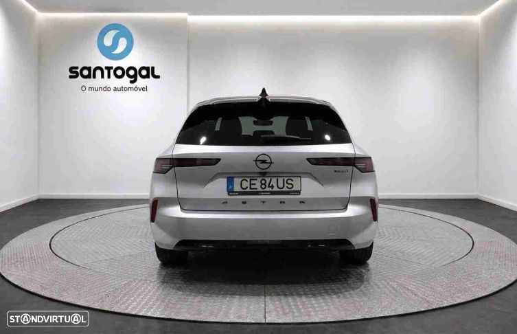 Opel Astra Sports Tourer - 4