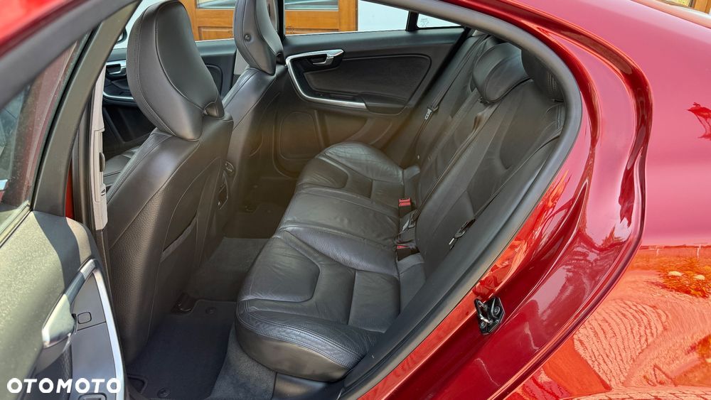 Volvo S60 T4 Powershift Summum - 13