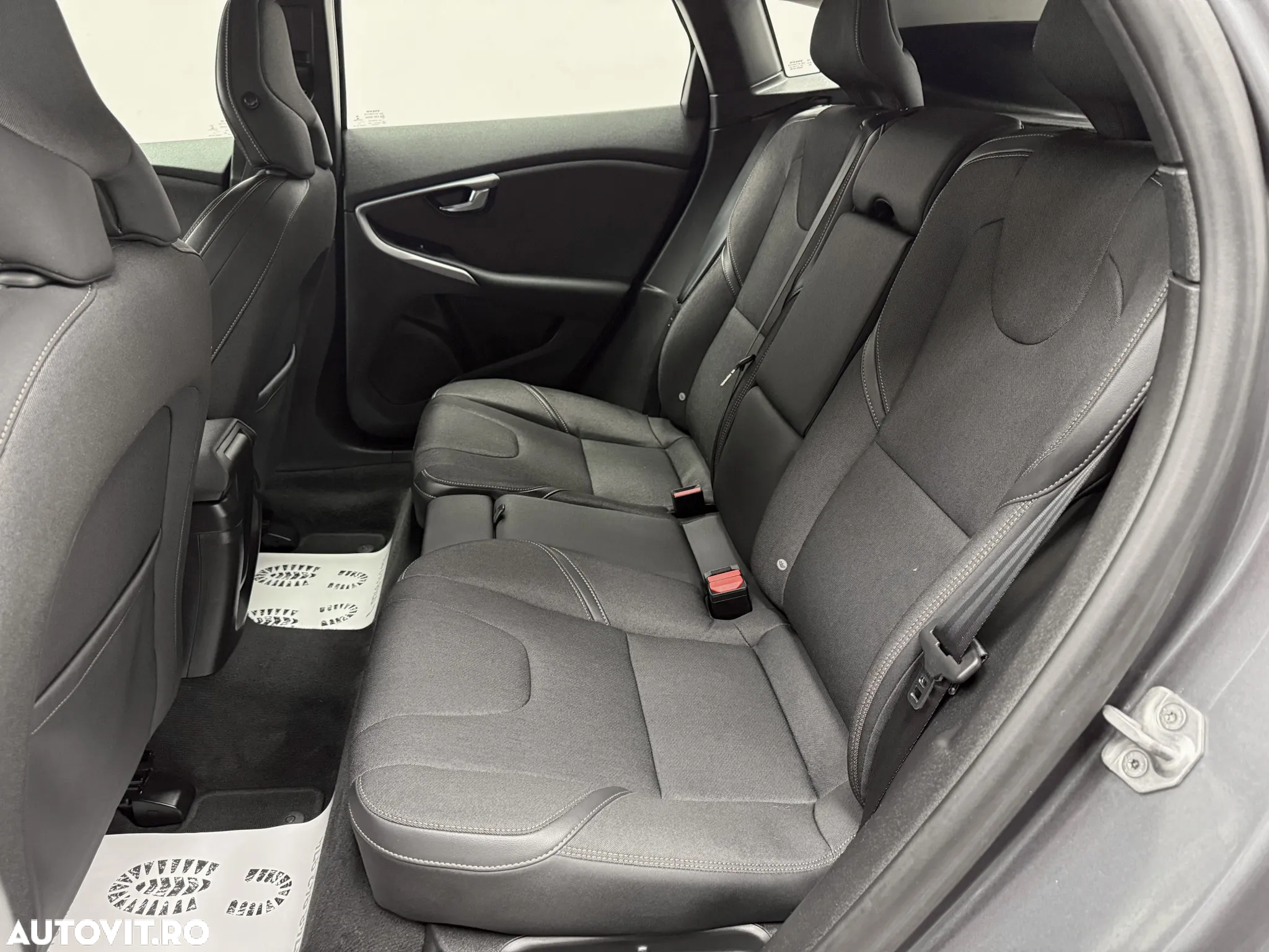 Volvo V40 Cross Country D2 Powershift Momentum - 17