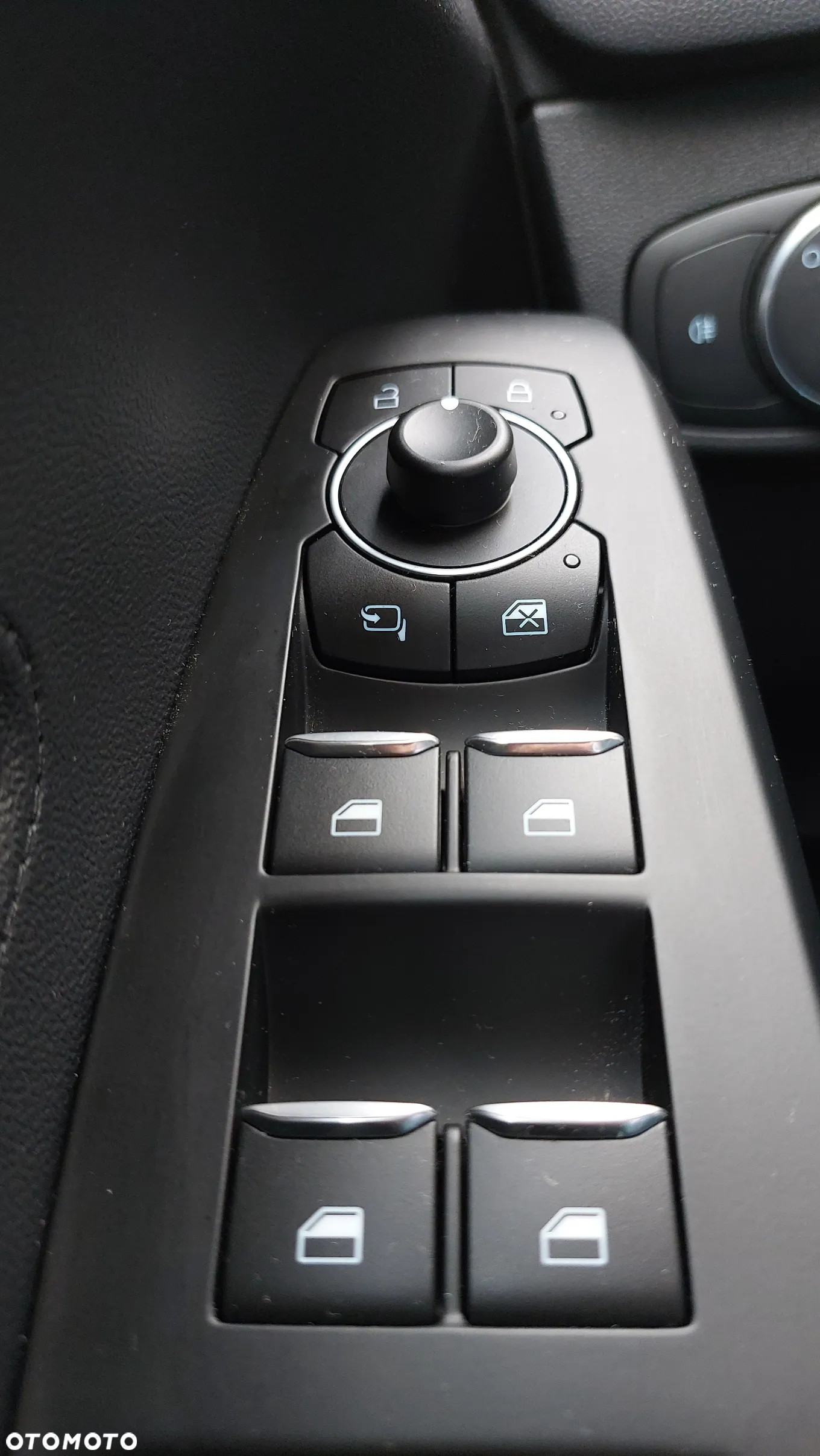 Ford Focus - 17