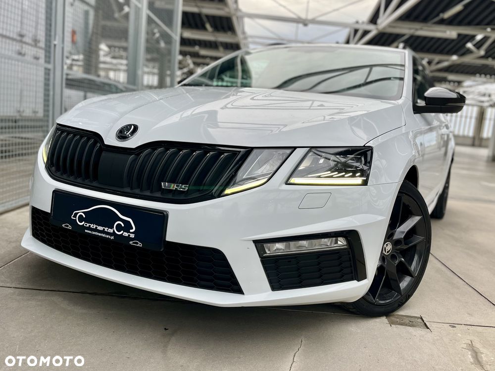 Skoda Octavia 2.0 TDI RS Challenge DSG - 1