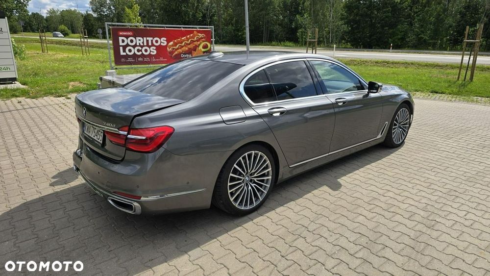 BMW Seria 7 - 10