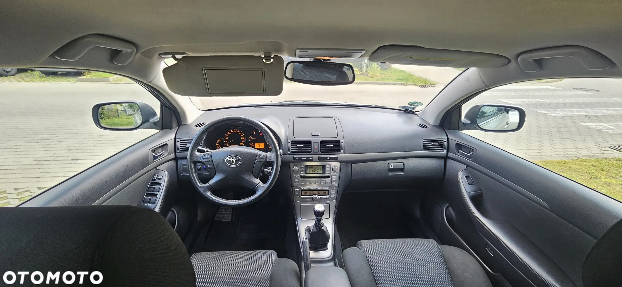 Toyota Avensis 2.0 D-4D Sol - 14