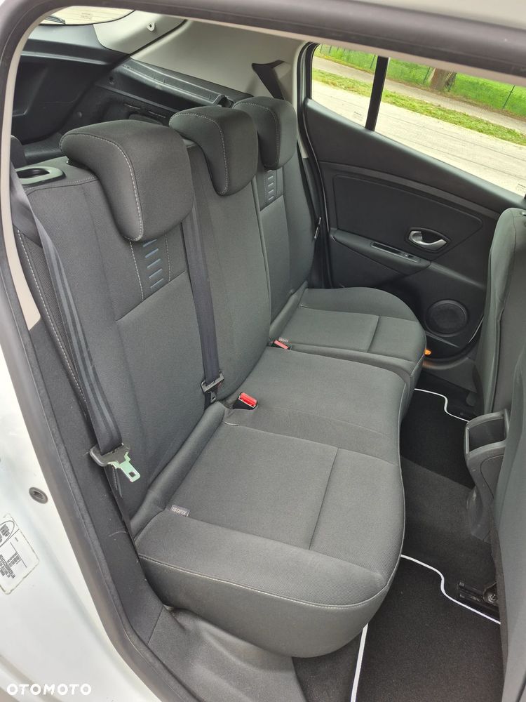 Renault Megane 1.6 16V 100 Expression - 27