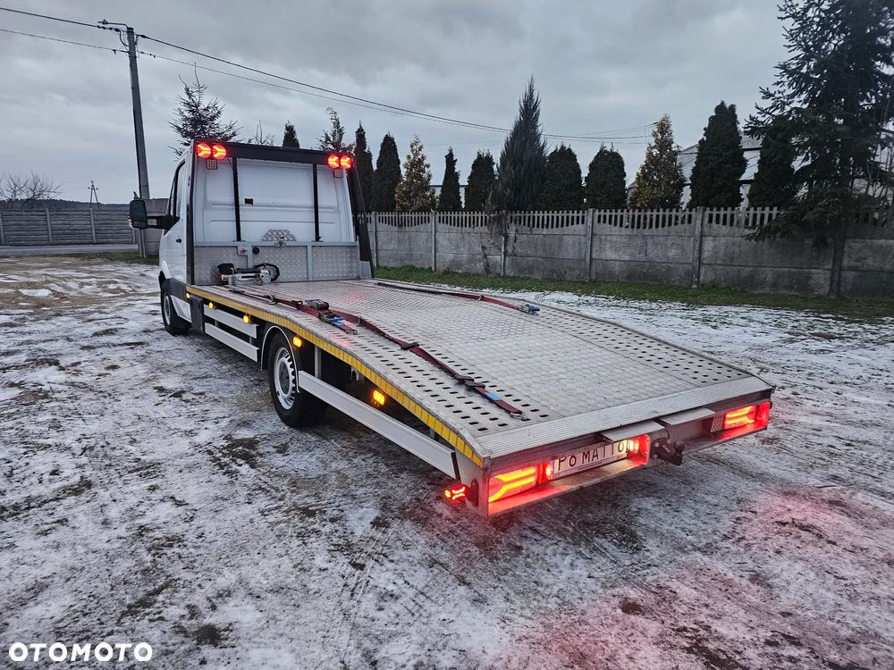 Mercedes-Benz Sprinter - 8