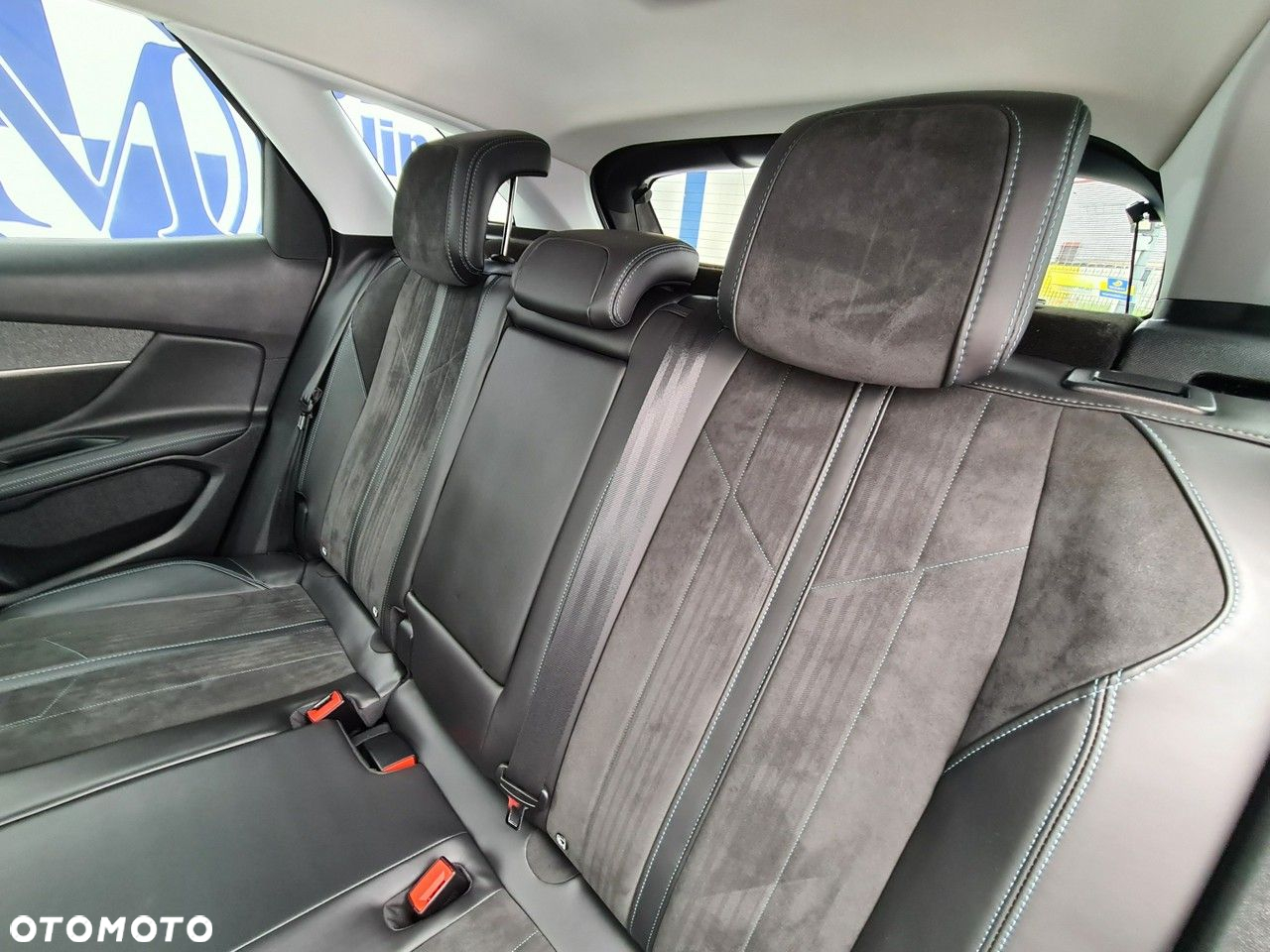 Peugeot 3008 1.2 PureTech Crossway S&S EAT6 - 27