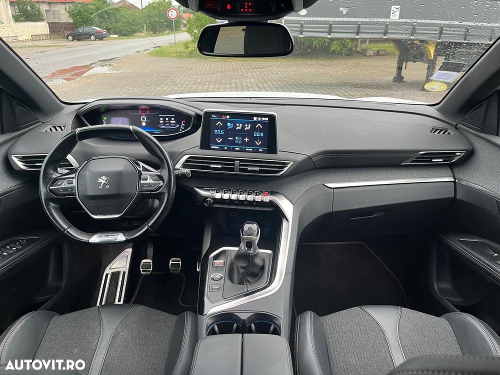 Peugeot 5008 - 5