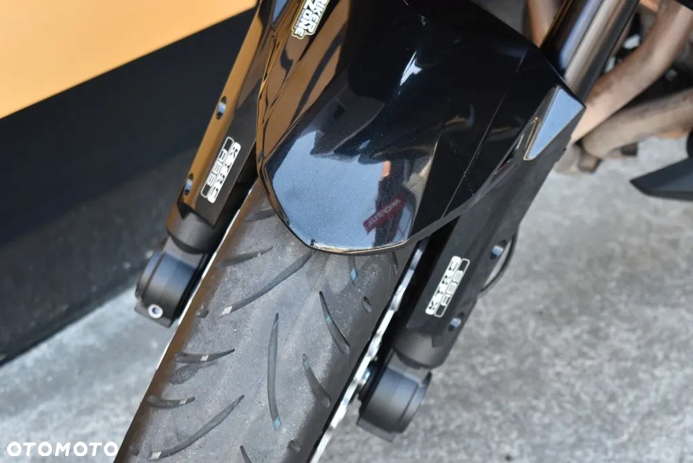 Kawasaki Versys 1000 - 25