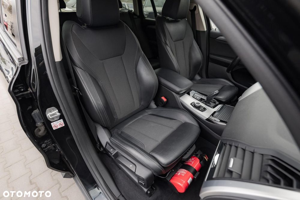 BMW X3 xDrive20d - 15