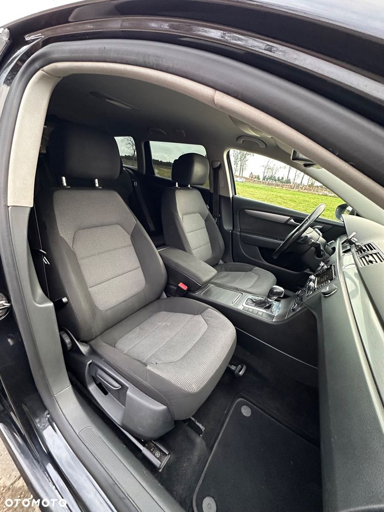 Volkswagen Passat 2.0 TDI DPF Comfortline DSG - 32