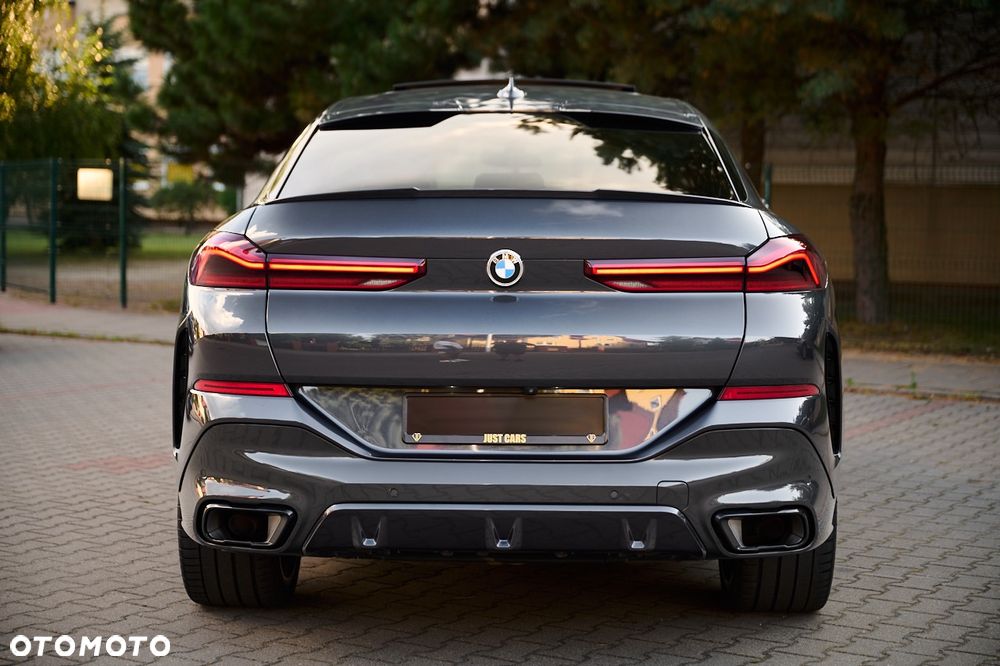 BMW X6 - 11