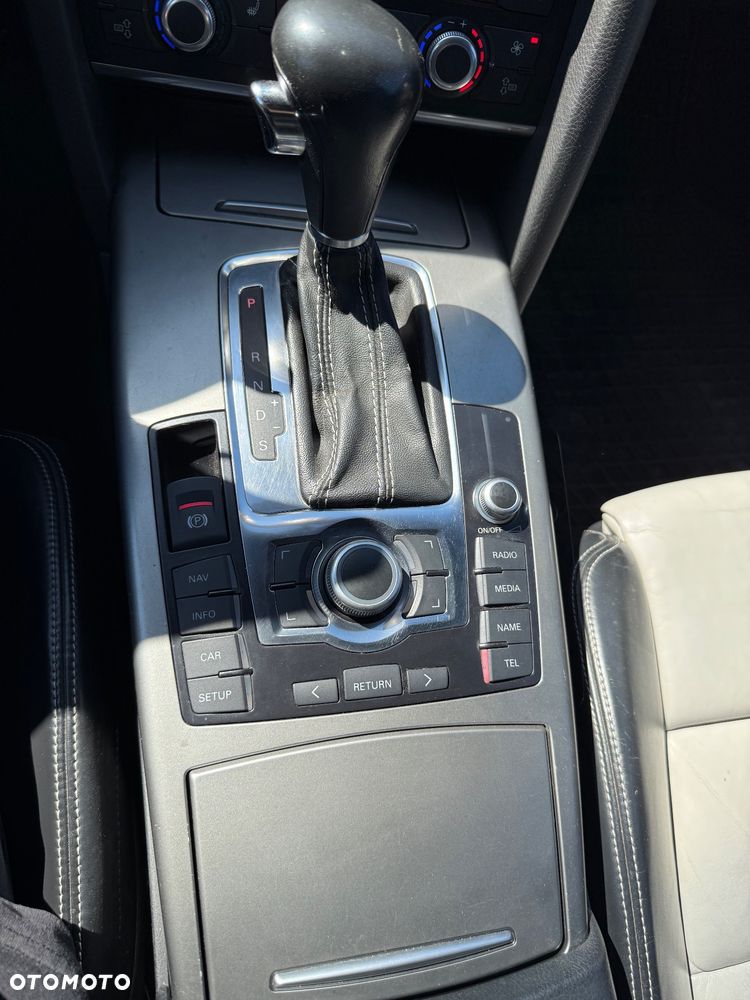 Audi A6 Avant - 18