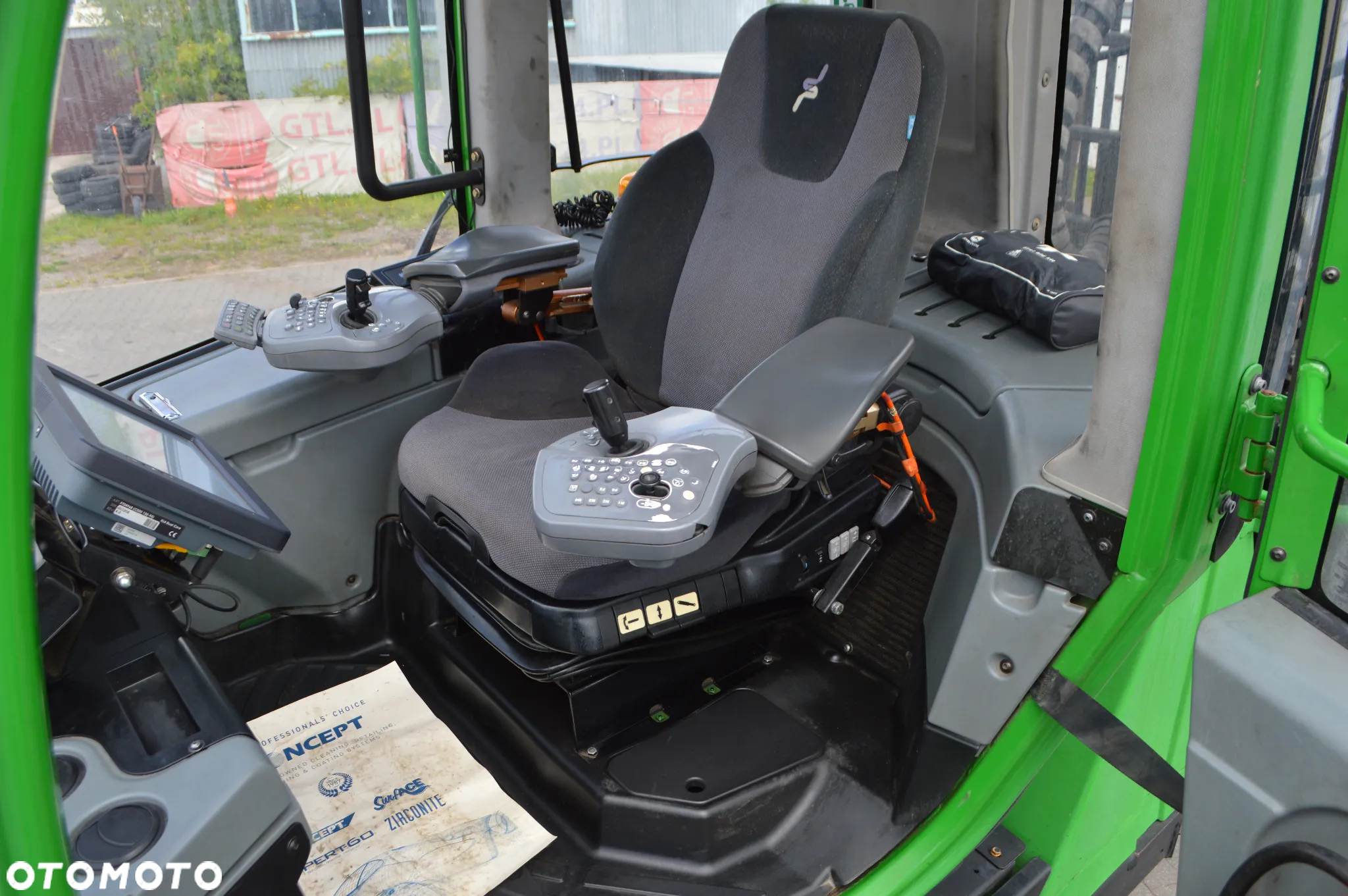 John Deere 1210E - 10