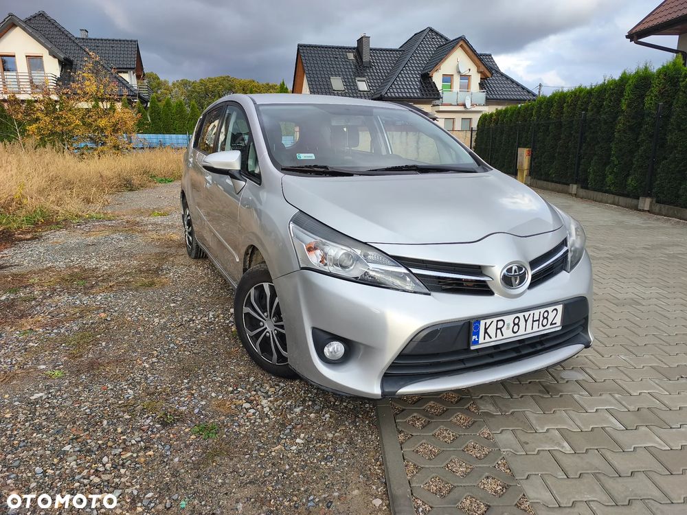 Toyota Verso 2.0 D-4D Active - 4