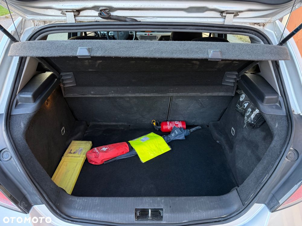 Opel Astra - 24