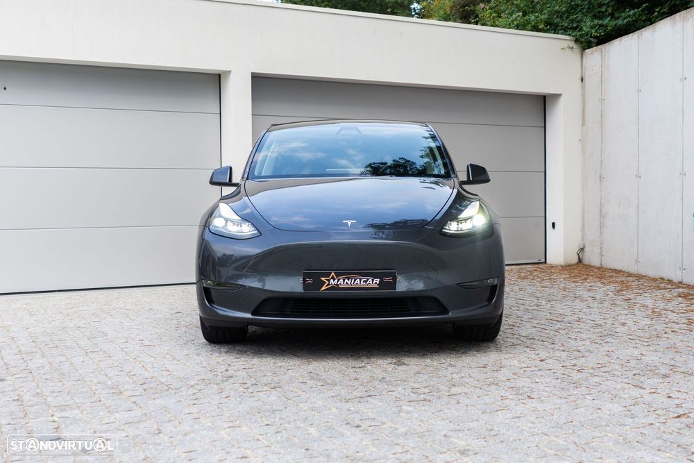 Tesla Model Y Long Range Dual Motor AWD - 2