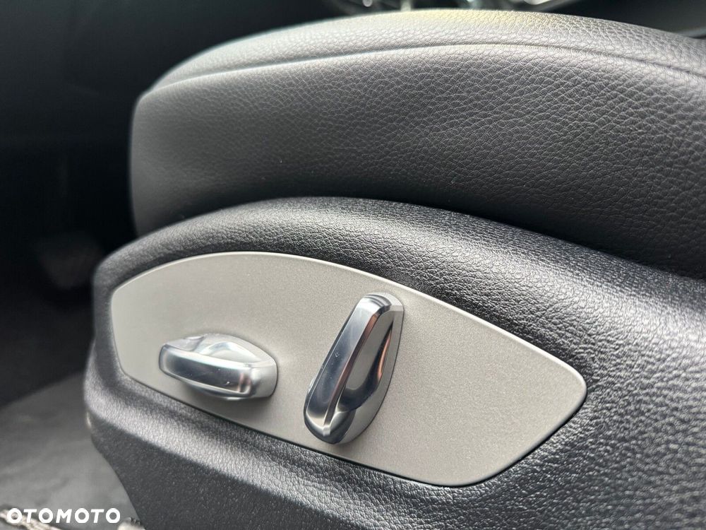 Porsche Macan Standard - 10