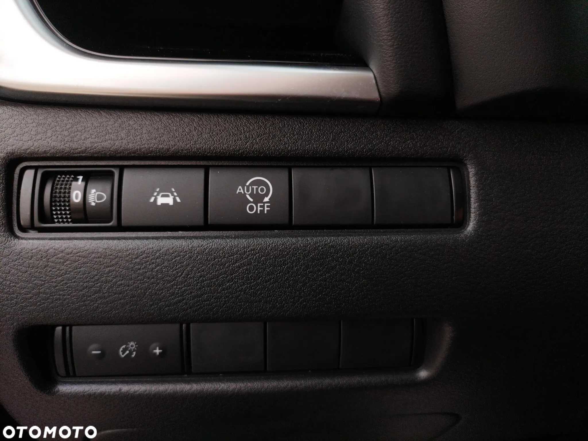 Nissan Qashqai 1.3 DIG-T mHEV N-Connecta Xtronic - 24