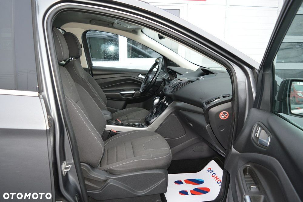 Ford Kuga - 27