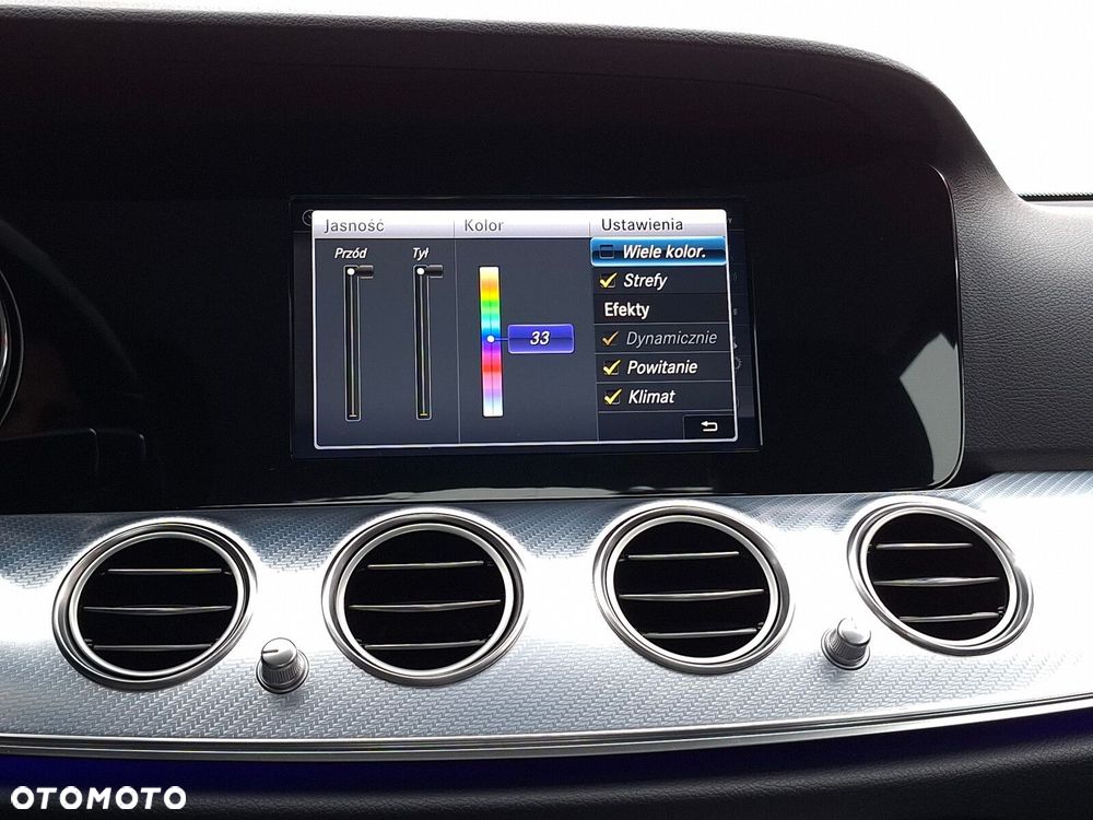 Mercedes-Benz Klasa E - 36