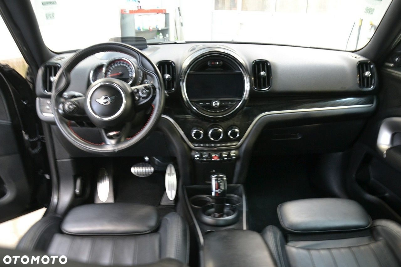 MINI Countryman - 16