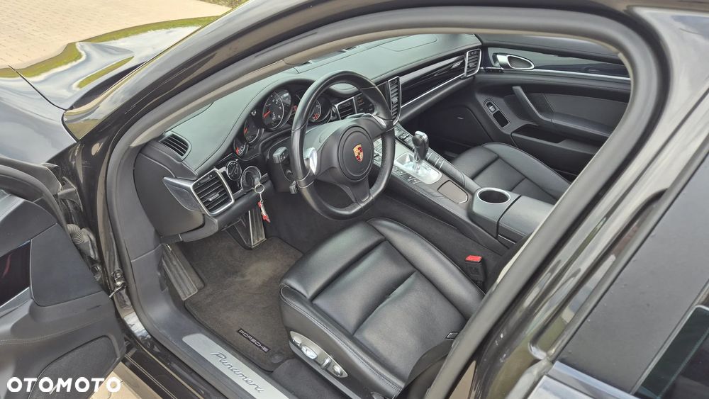 Porsche Panamera - 6
