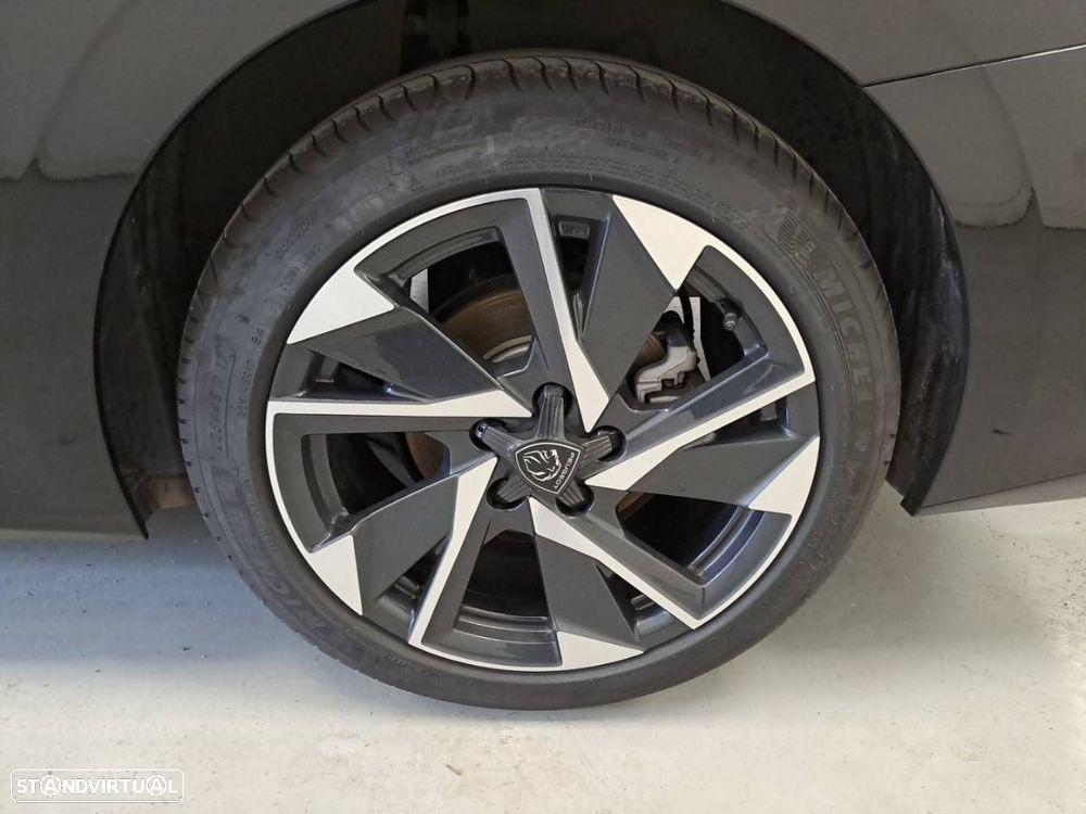 Peugeot 308 SW 1.5 BlueHDi Allure EAT8 - 11