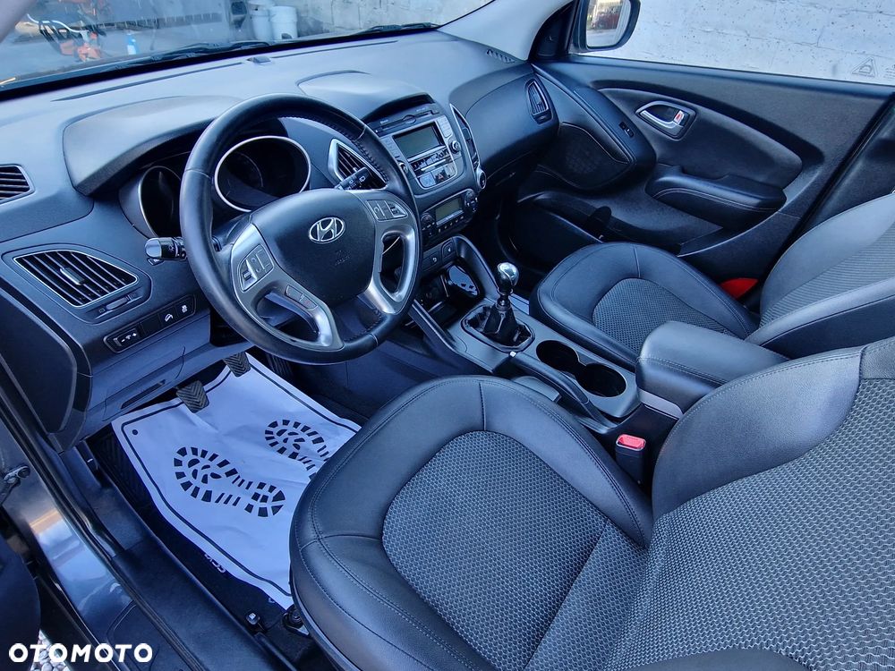 Hyundai ix35 2.0 CRDi Premium 2WD - 10