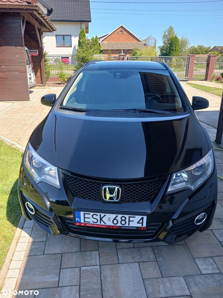 Honda Civic 1.8 Lifestyle (Honda Connect+) - 2