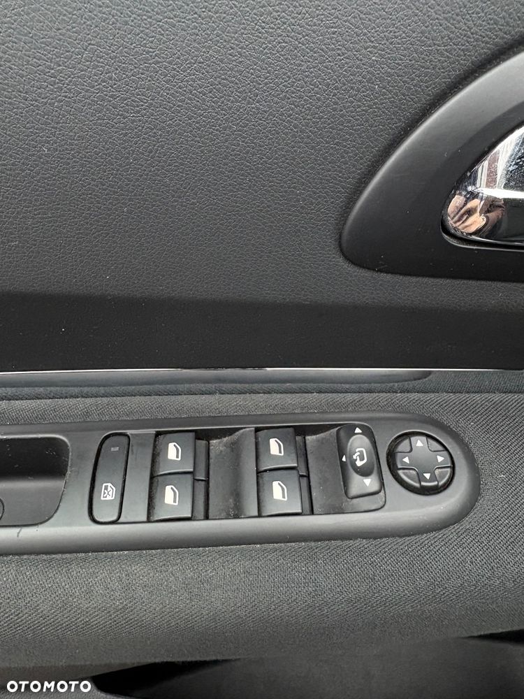 Peugeot 5008 1.6 BlueHDi Active 7os - 14