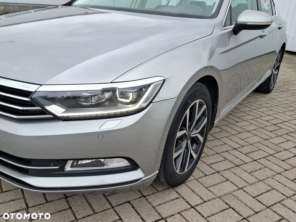 Volkswagen Passat 2.0 TDI BMT Comfortline DSG - 17